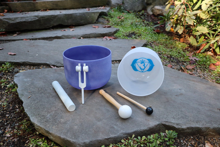 Sapphire Heart Chakra Bowl - Perfect Pitch - 432Hz Bundle, White Light 528 Hz Tuning Fork Bundle, 432hz, Mallet, O-Ring, Carry Case