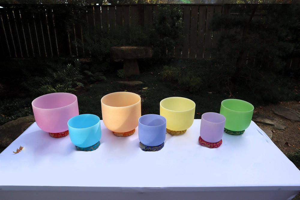 Myriad Melodies' Perfect Pitch 432 Hz Iridescent Light Singing Bowl Set - 2 Cases, O-Rings, 2 Mallets, 2 Suede Strikers