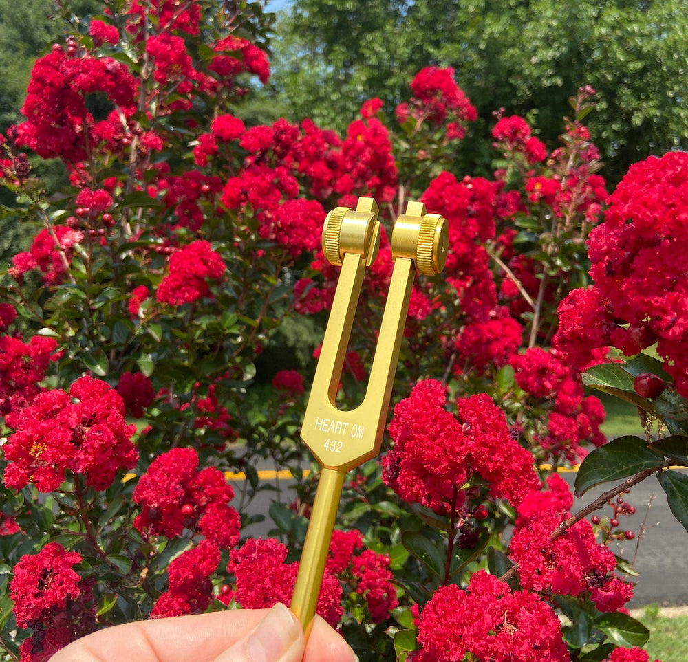 432 Hz Weighted Gold Tuning Fork For Vibration - Attenuator Handle Extender with 10mm Crystal