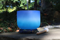 Aquarian - 432 Hz 8" Throat Chakra G Note Quartz Crystal Sining Bowl, 528 Hz Weighted Tuning. Fork, Mallet, O-Ring, Carry Case