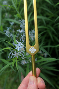 Myriad Melodies' Earth Star 68.05 Hz Tuning Fork - Sound Vibration, Grounding, Biofield - Attenuator Handle Extender with 10mm Crystal