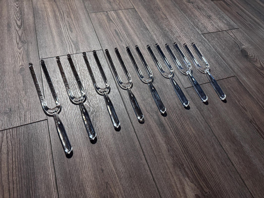 Myriad Melodies' 8pc Crystal Tuning Fork Set - 10mm - Notes CDEFGABC5, Crystal Vibration, Biofield, Sound Vibration