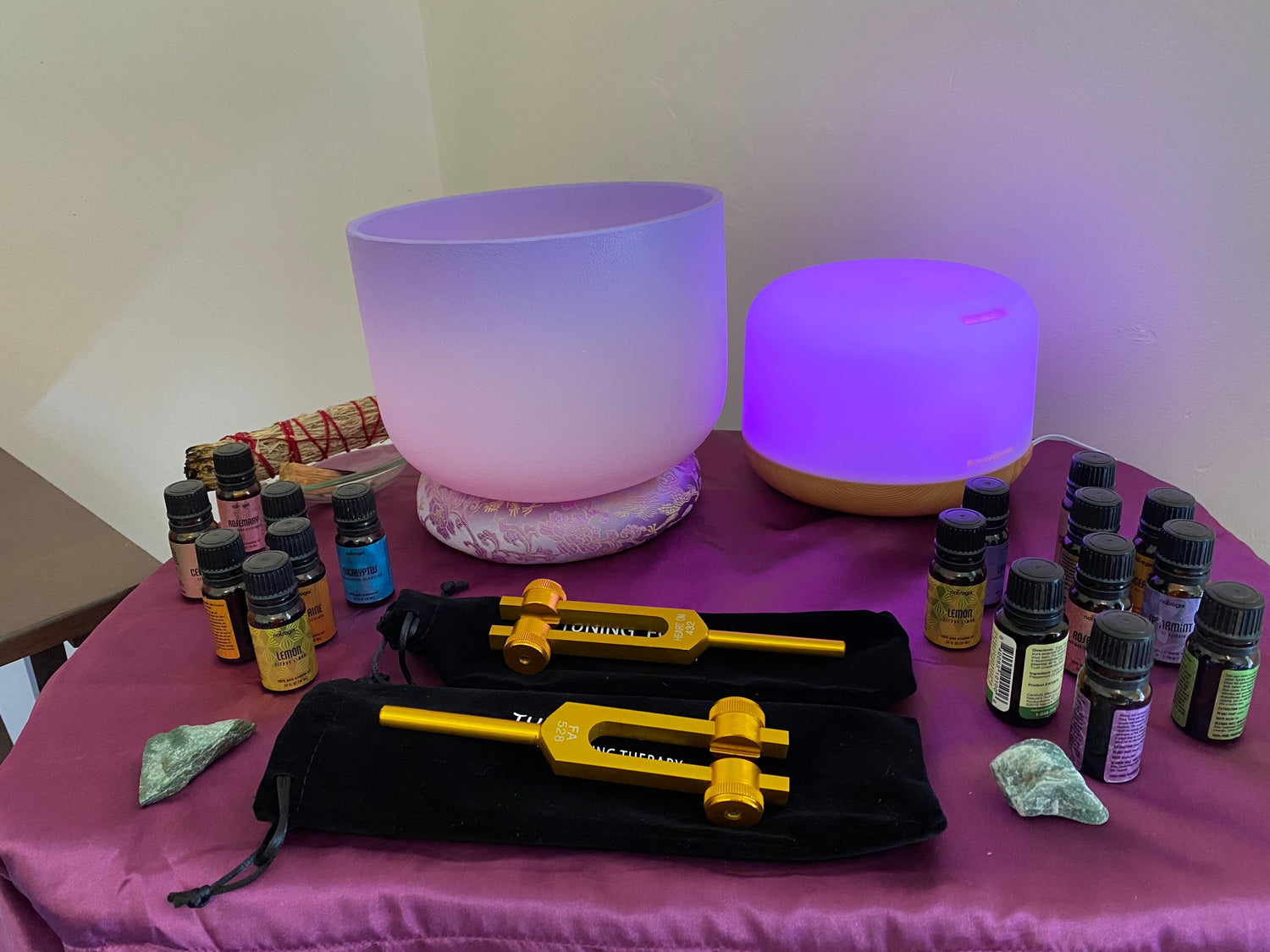 Gold FInish 432 Hz ad 528 Hz Set Best Tuning Forks for Vibration - Attenuator Handle Extender with 10mm Crystal