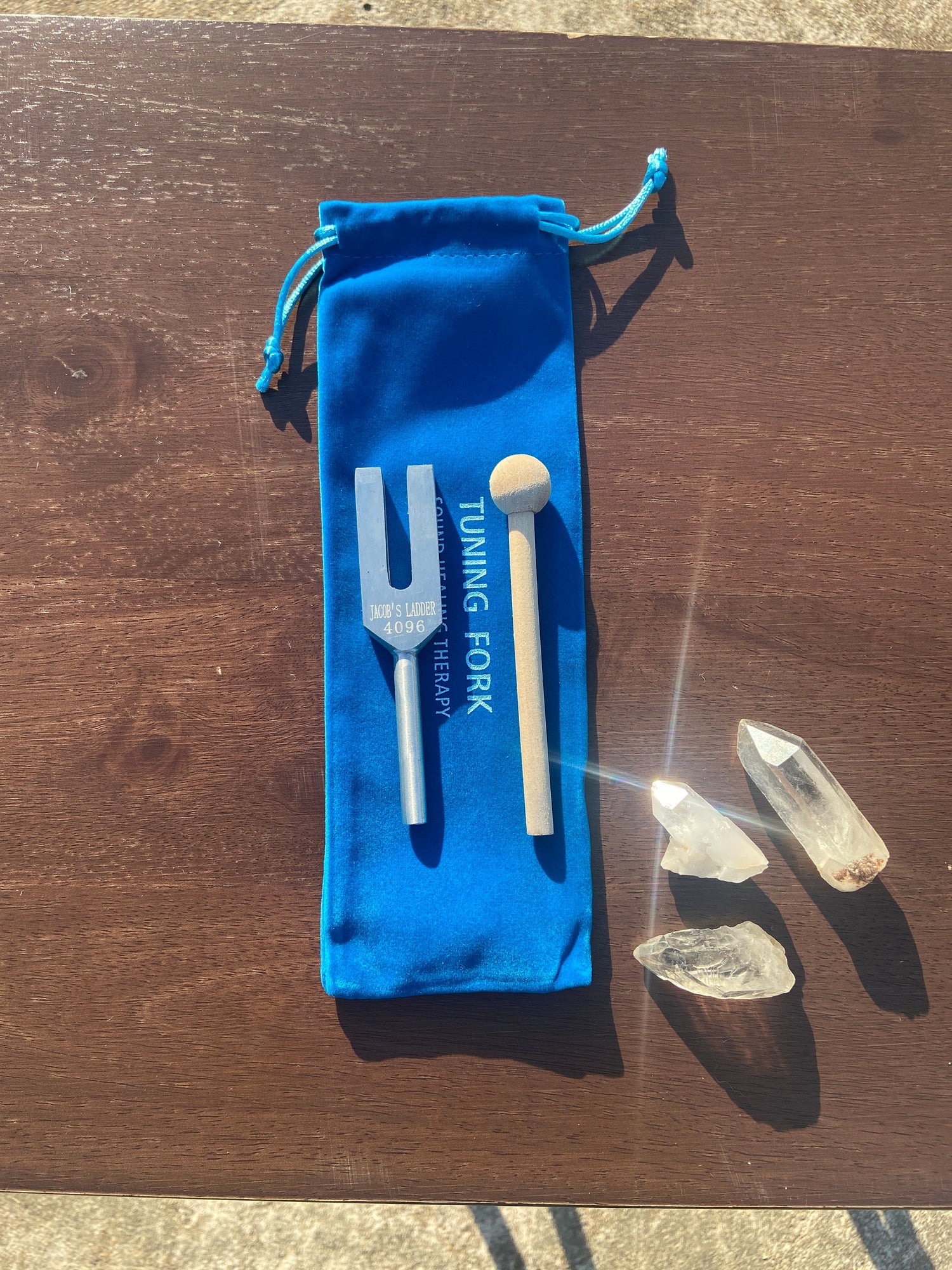 Crystal Resonator 4096 Hz - Vibration Crystals - Professionally Tuned .25 Hz - Angel Tuner, Gemstone Points, Crystal Vibration Kit