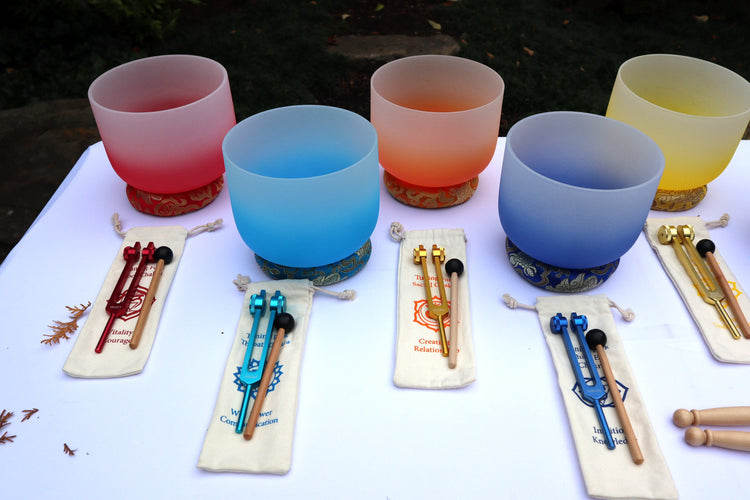 Soft Light 10" Singing Bowl - Perfect Pitch 432 Hz 99.99% Quartz Crystal Singing Bowl, Padded Carry Case, Cushion, And Mallet