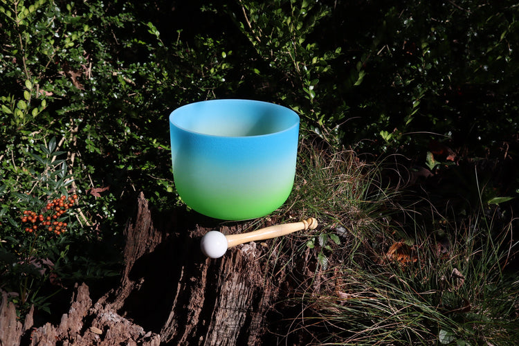 Earthly Heaven - 432Hz 8" Throat Chakra G Note Crystal Singing Bowl - Mallet, Padded Carry Case, 528 Hz Solfeggio Tuning Fork