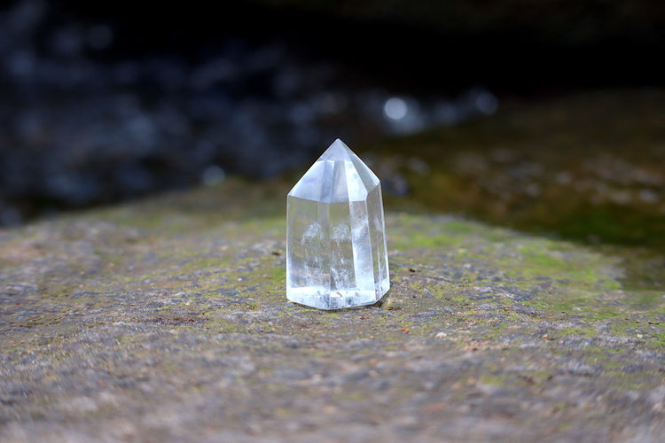 Crystal Resonator 4096 Hz - Vibration Crystals - Professionally Tuned .25 Hz - Angel Tuner, Gemstone Points, Crystal Vibration Kit