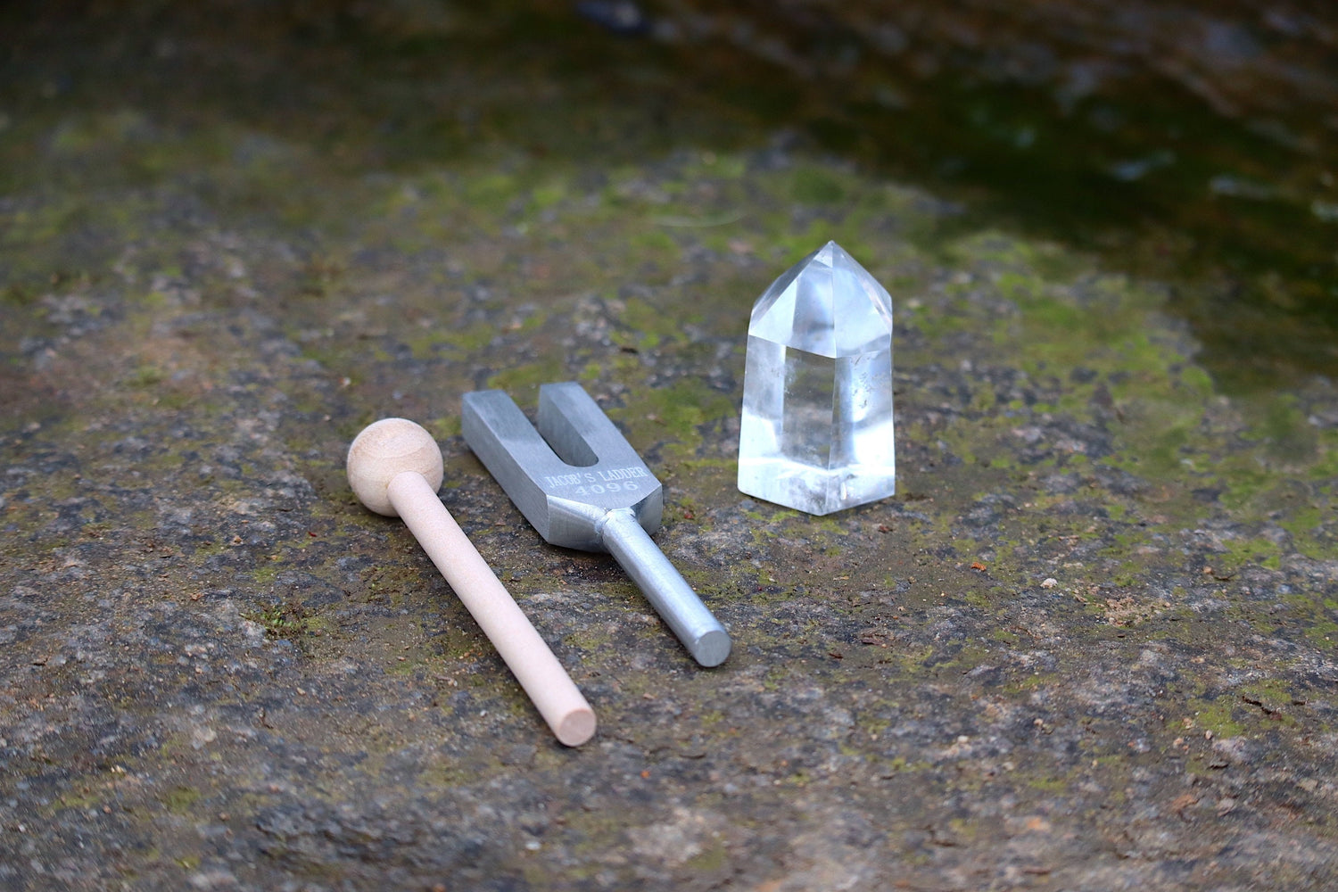 Crystal Resonator 4096 Hz - Vibration Crystals - Professionally Tuned .25 Hz - Angel Tuner, Gemstone Points, Crystal Vibration Kit