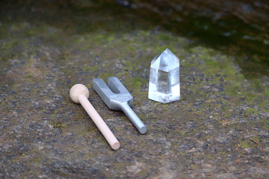Crystal Resonator 4096 Hz - Vibration Crystals - Professionally Tuned .25 Hz - Angel Tuner, Gemstone Points, Crystal Vibration Kit