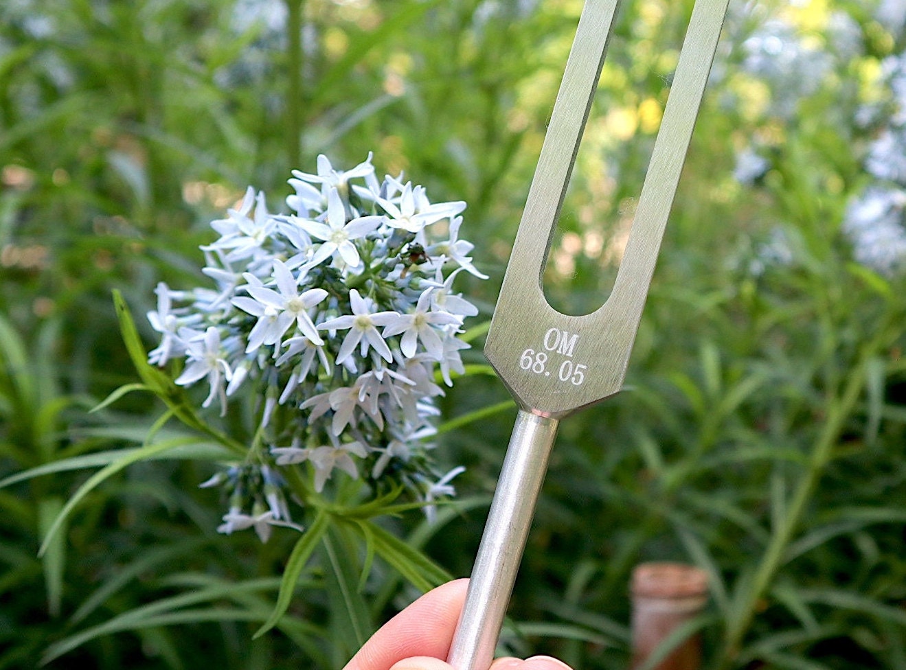 Myriad Melodies' Earth Star 68.05 Hz Tuning Fork - Sound Vibration, Grounding, Biofield - Attenuator Handle Extender with 10mm Crystal