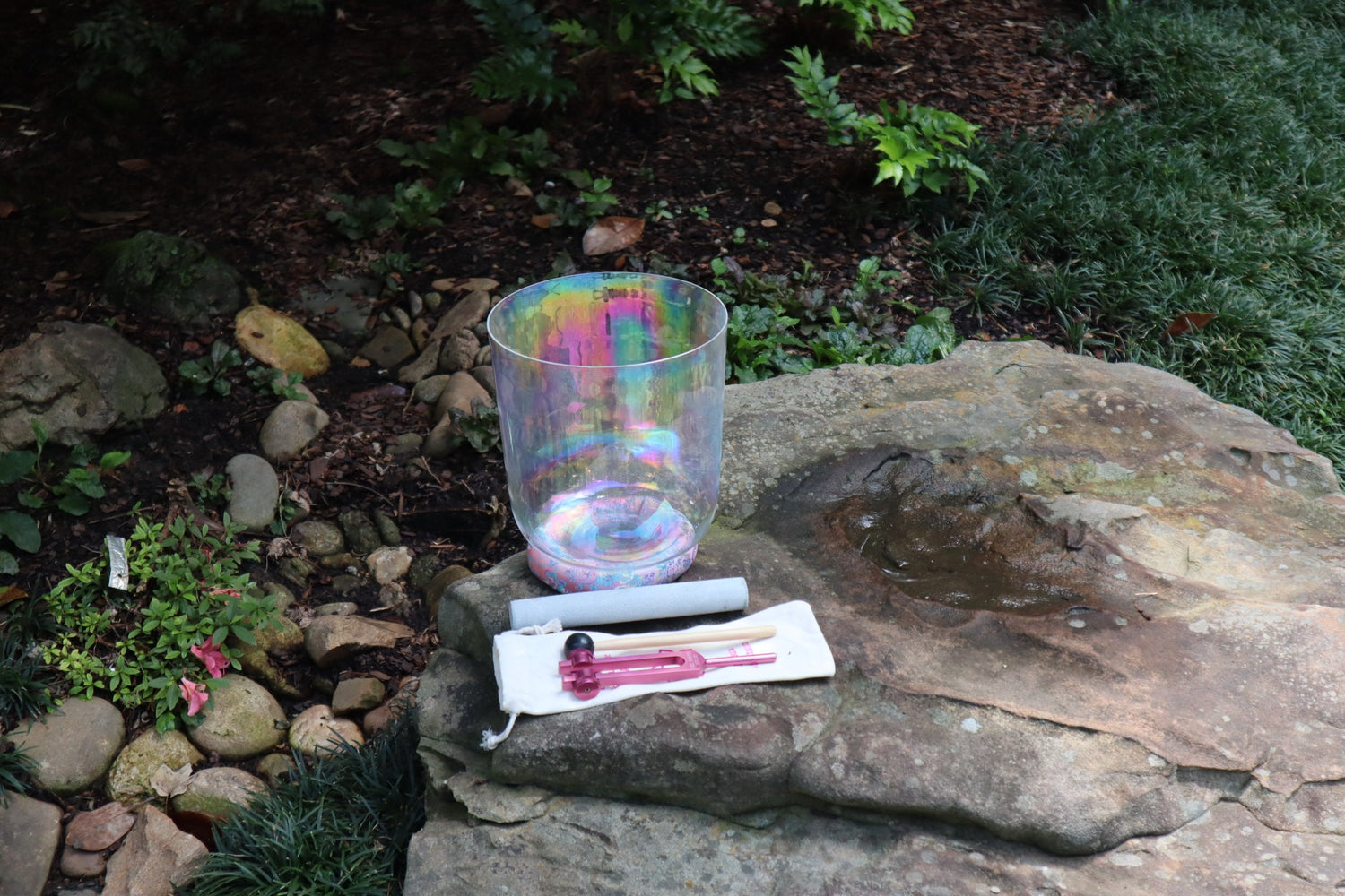 Clear Light - 432 Hz Perfect Pitch Clear Quartz 8" Singing Bowl - 3rd and 4th Octave, Suede Striker, O-Ring, and Padded Carry Case