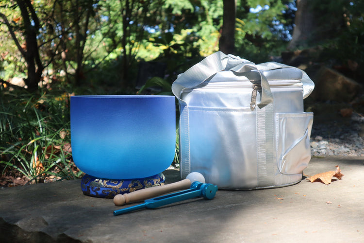 Aquarian - 432 Hz 8" Throat Chakra G Note Quartz Crystal Sining Bowl, 528 Hz Weighted Tuning. Fork, Mallet, O-Ring, Carry Case