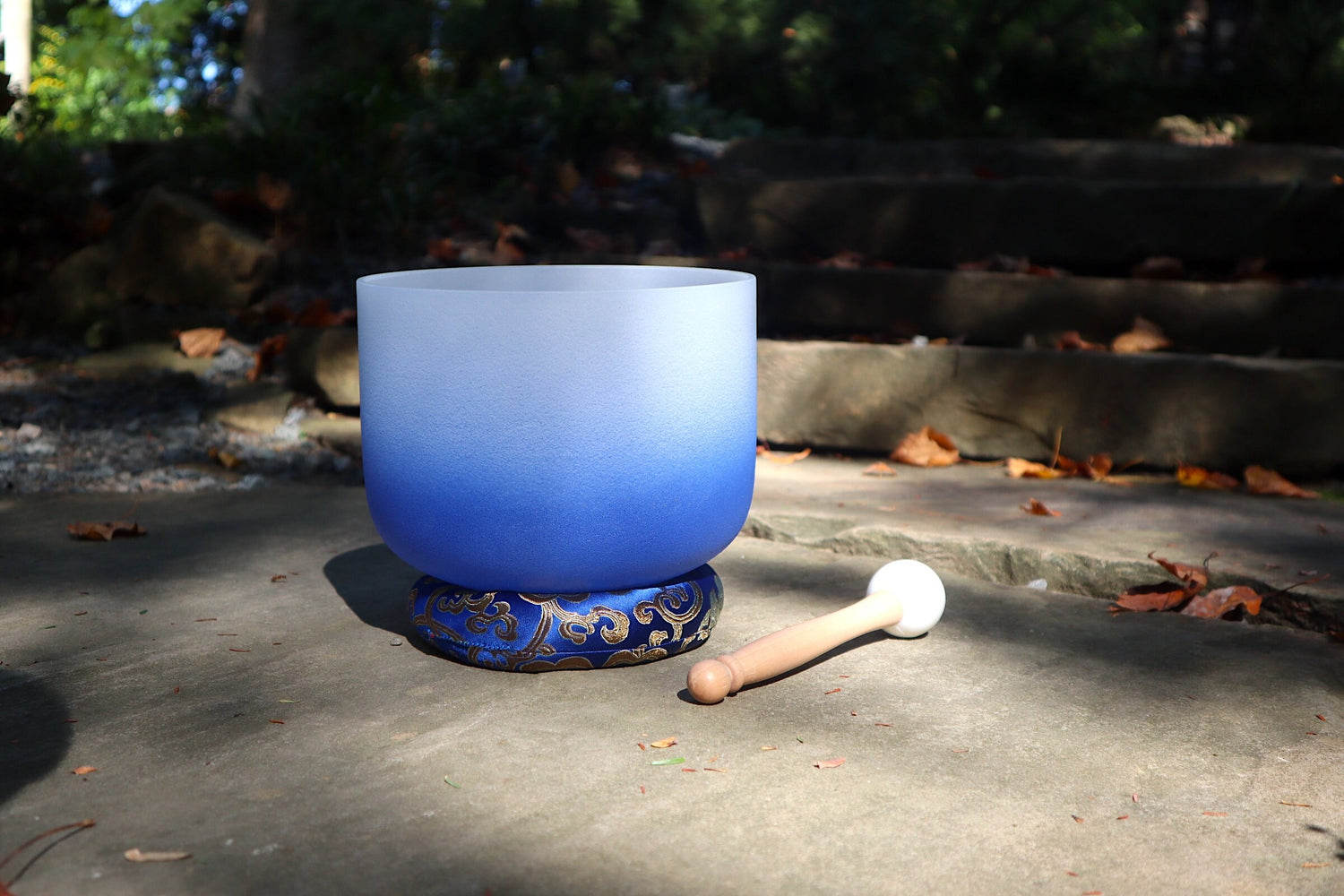 432 Hz 8” Soft Light 3rd Eye Chakra Crystal Singing Bowl with 3rd Eye Chakra Tuning Fork, Cushion, Mallet, O-Ring