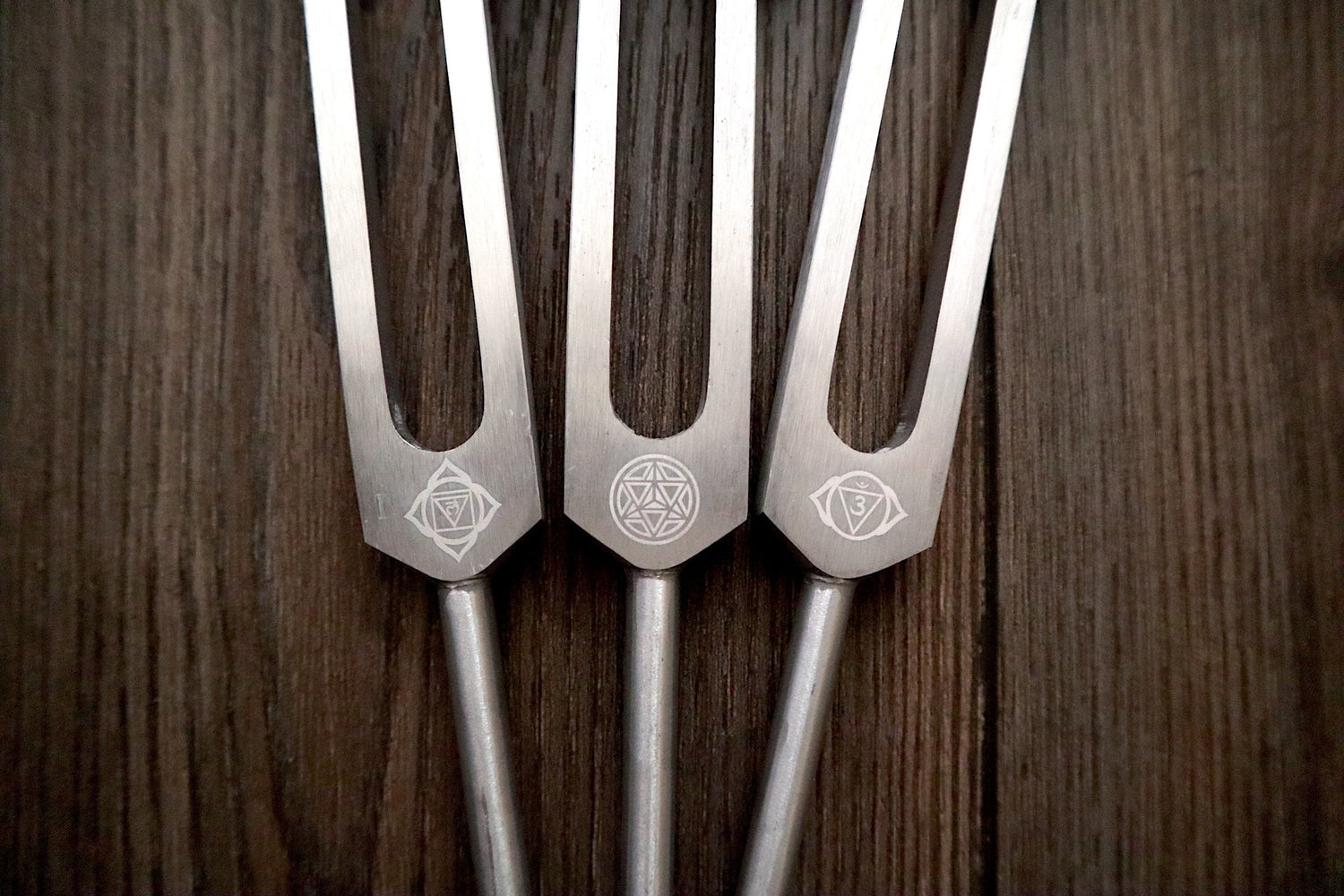 Myriad Melodies' Professionally Tuned .25 8pc Chakra Tuning Fork Set - Silver - Root to Crown Chakras - Attenuator Extenders - Biofield