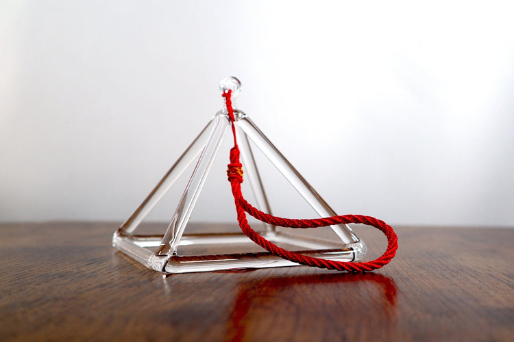 6” Clear Quartz Crystal Singing Pyramid Sound Vibration Musical Instrument With Crystal Striker And Padded Carry Case