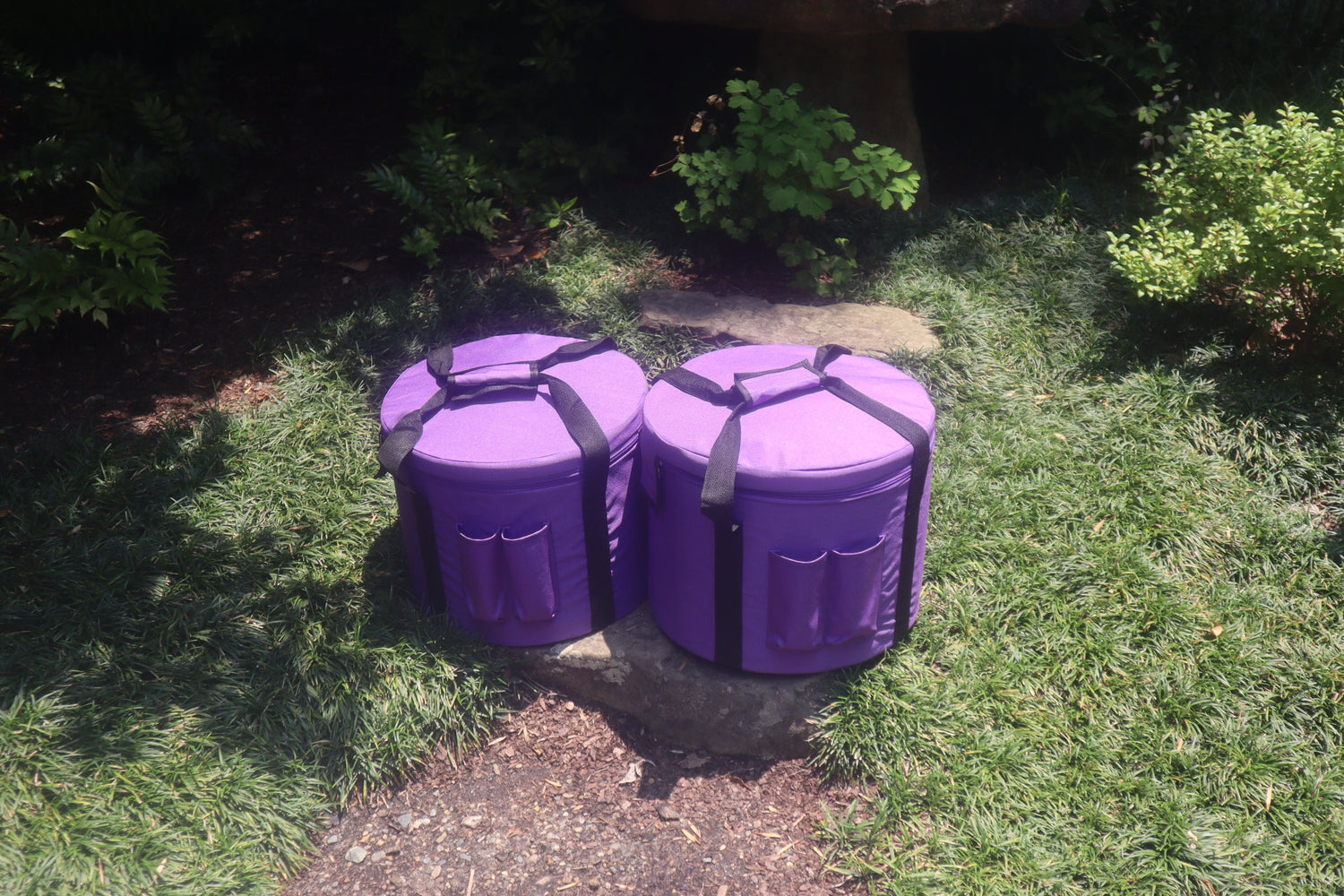 Myriad Melodies' Perfect Pitch (5 Cents) 432 Hz Chakra Light Singing Bowl Set - 2 Cases, Cushions, O-Rings, 2 Mallets 2 Strikers,