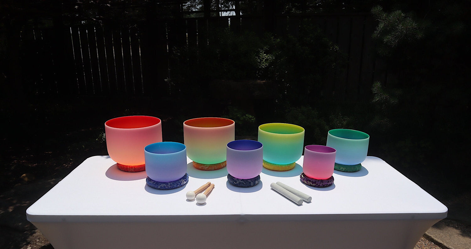 Myriad Melodies' Perfect Pitch (5 Cents) 432 Hz Chakra Light Singing Bowl Set - 2 Cases, Cushions, O-Rings, 2 Mallets 2 Strikers,