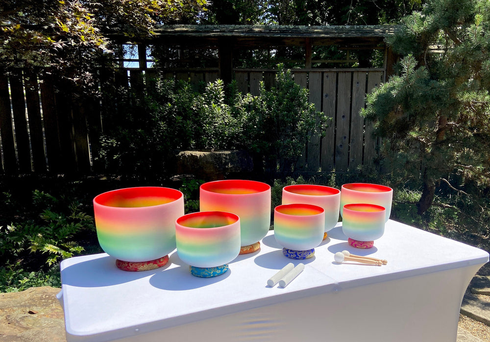 Myriad Melodies' Perfect Pitch (5 Cents) 432 Hz 8-14 Classic Rainbow Color Singing Bowl Set - 2 Cases, 2 Mallets, 2 Suede Strikers