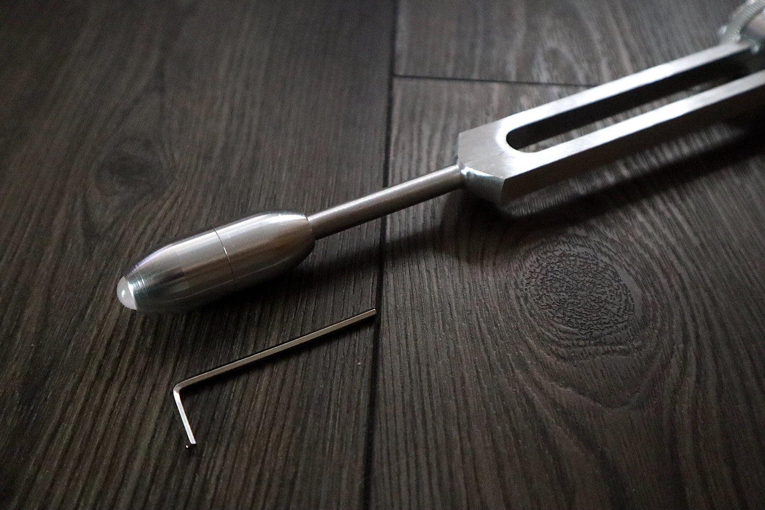 528 Hz Solfeggio Tuning Fork with Attenuator Extender - 10mm Crystal Attenuator - Lower Octave 528 Hz, Hematite, Black Onyx, Rose Quartz