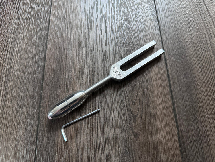 1074 Hz Solfeggio Unweighted Tuning Fork For Vibration - Soul Star Drawstring Pouch - Attenuator Extender - Massage, Acupressure, Biofield