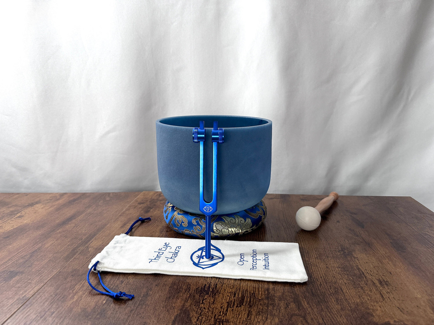 Lapis Lazuli 432 Hz 8" Crystal Singing Bowl - G-Note - Mallet, Cushion, Carry Case