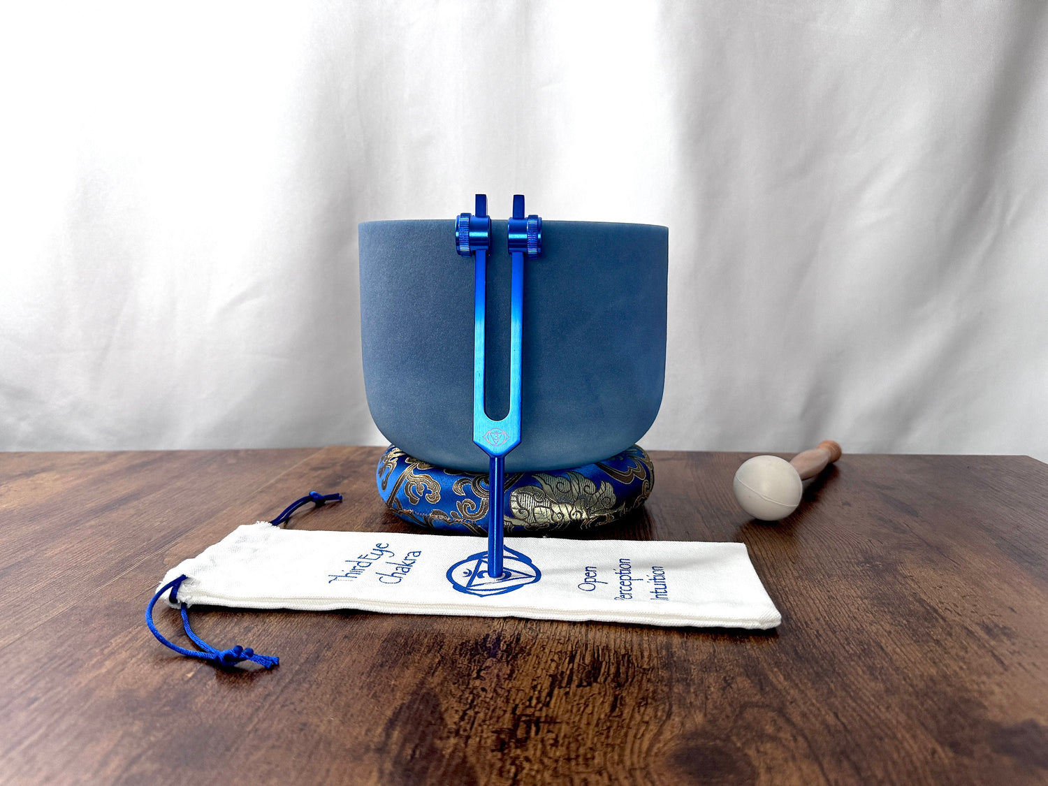 Lapis Lazuli 432 Hz 8" Crystal Singing Bowl - G-Note - Mallet, Cushion, Carry Case