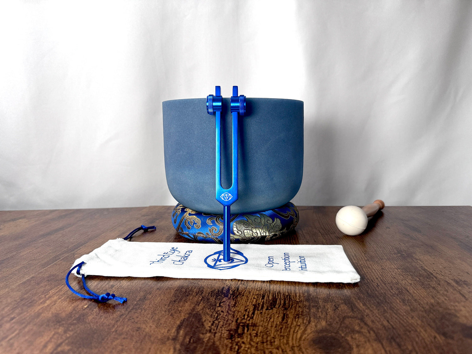 Lapis Lazuli 432 Hz 8" Crystal Singing Bowl - G-Note - Mallet, Cushion, Carry Case