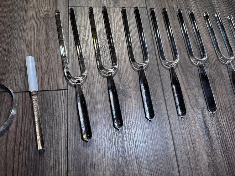 Myriad Melodies' 8pc Crystal Tuning Fork Set - 10mm - Notes CDEFGABC5, Crystal Vibration, Biofield, Sound Vibration