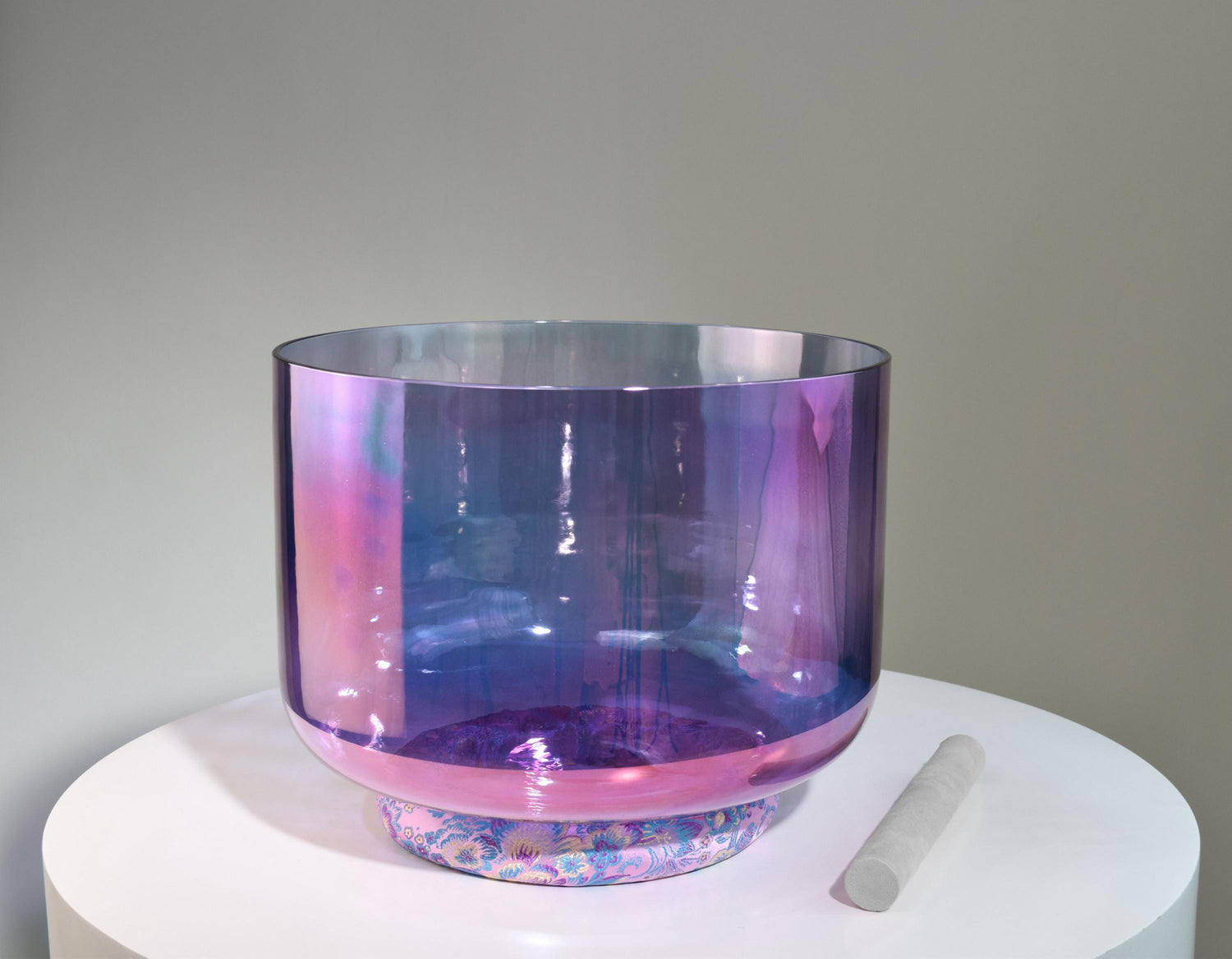 12" Aurora Premium Clear Crystal Singing Bowl w/ Tuning Fork, Suede Striker, Cushion, O-Ring, and Silver Padded Case