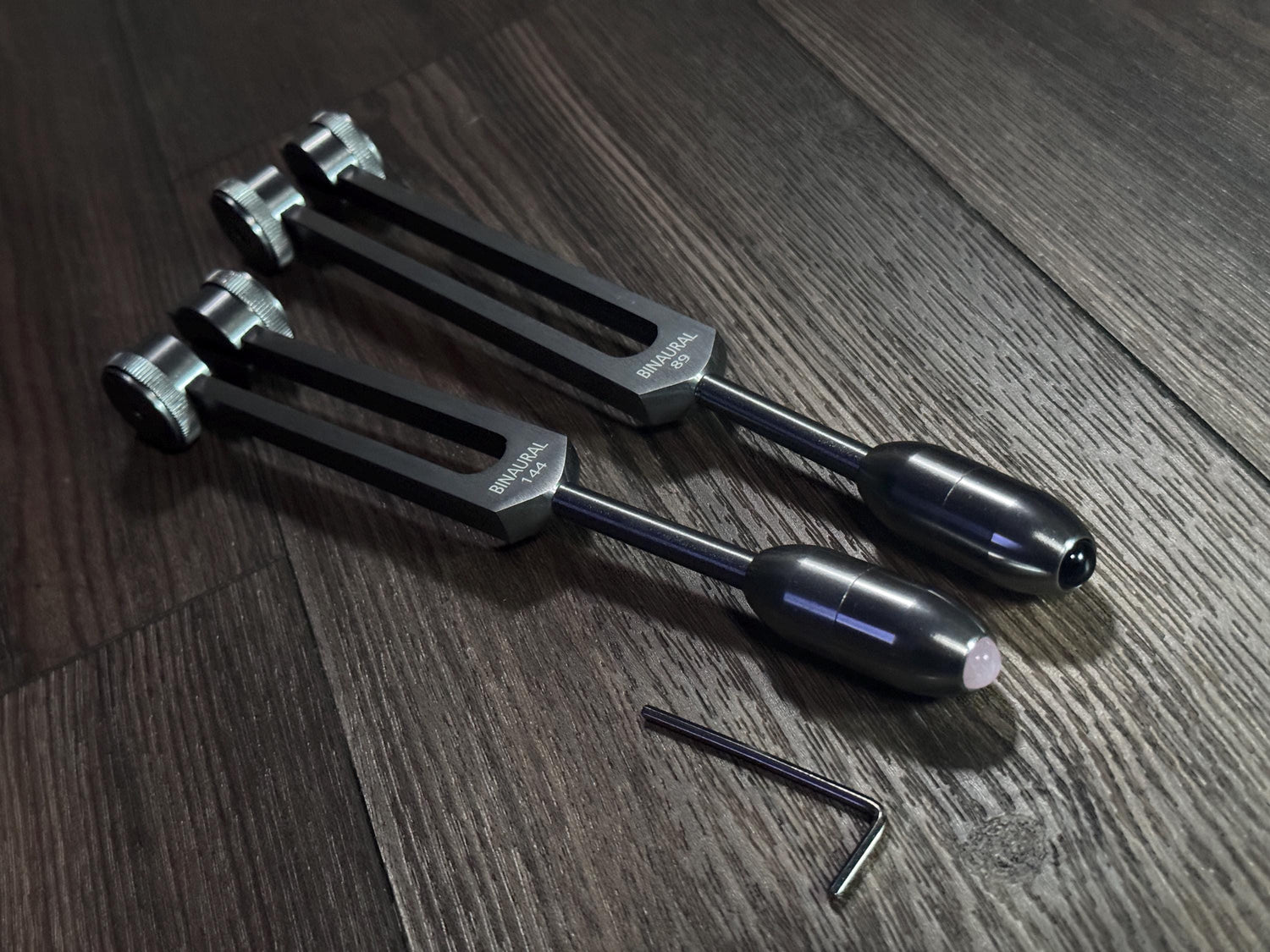89Hz and 144Hz - Fibonacci, Golden Ration Tuning Fork Set - Gamma Binaural Beat Entrainment - Handle Extender with 10mm Crystal - Gray