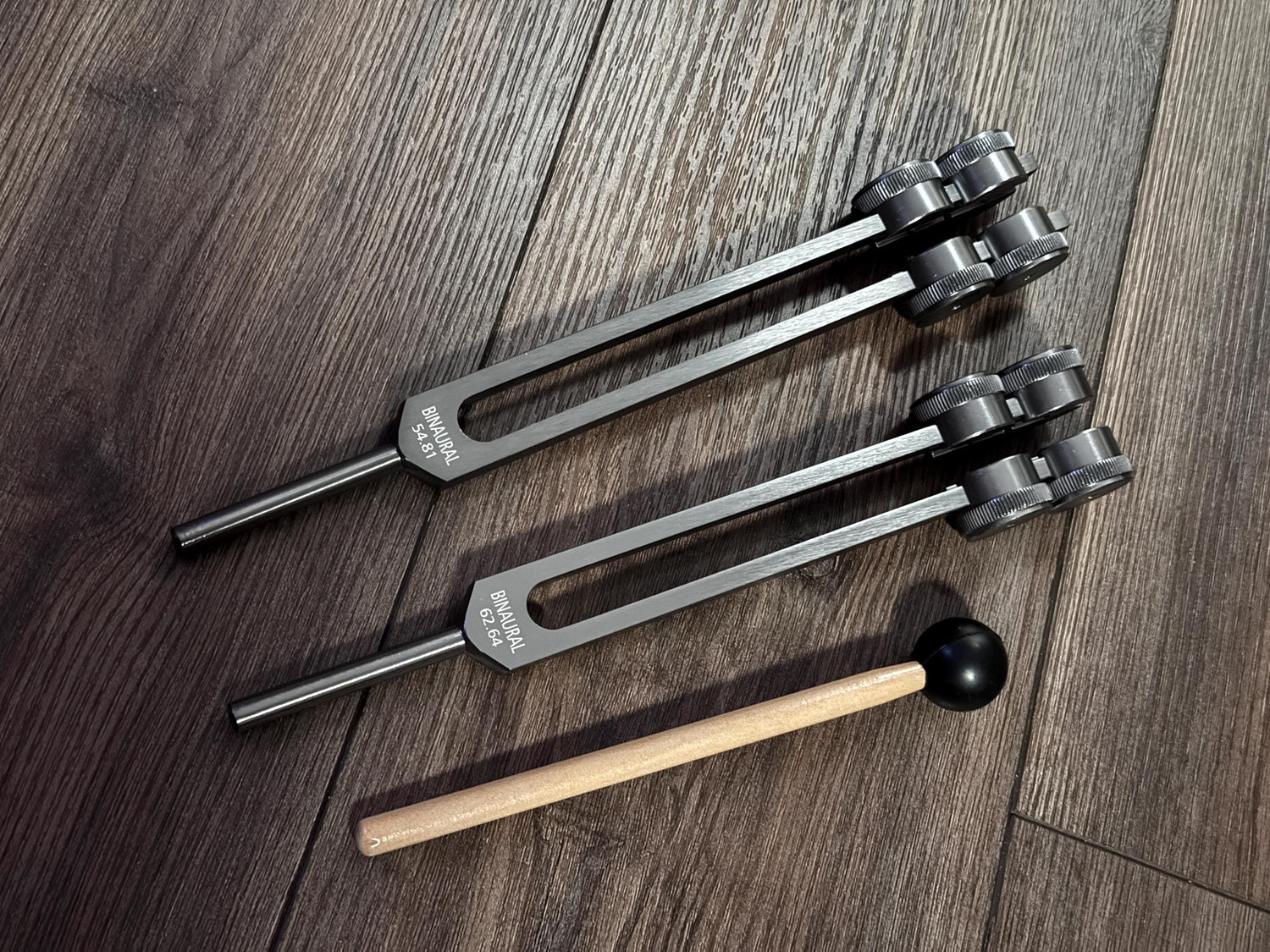 54.81Hz and 62.64Hz Theta Binaural Schumann Frequency Set - 7.83Hz Binaural Beat Entrainment - Handle Extender with 10mm Crystal - Gray